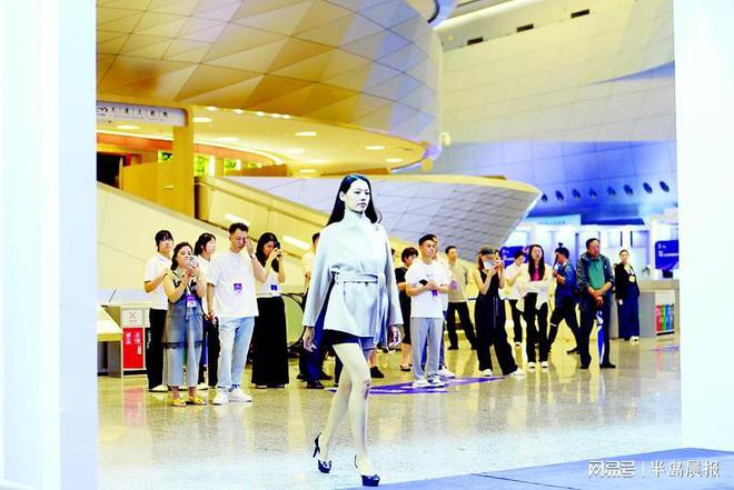 开云电子官方网150多个品牌表态！周末来逛服博会(图2)